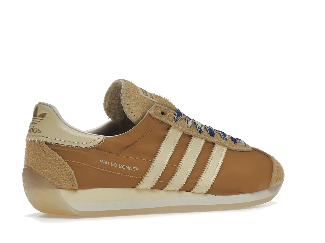 Vue 34 de adidas Originals Country Wales Bonner Mesa Tan