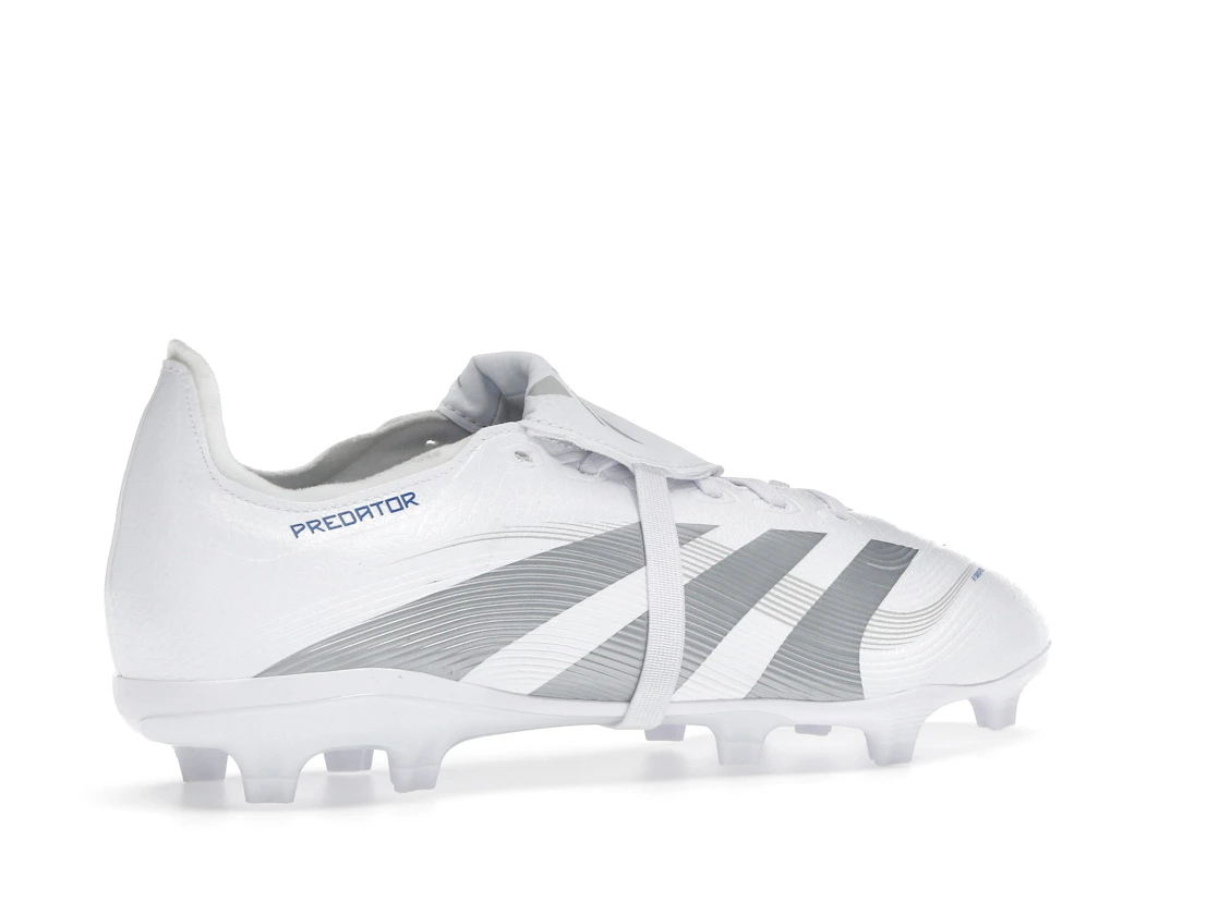 Vue 34 de adidas Predator League Fold-Over Tongue FG/MG Cloud White Silver Metallic Bright Royal