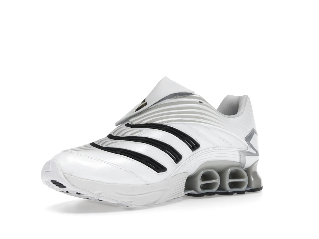 Vue 15 de adidas Predator Megaride Footwear White Black