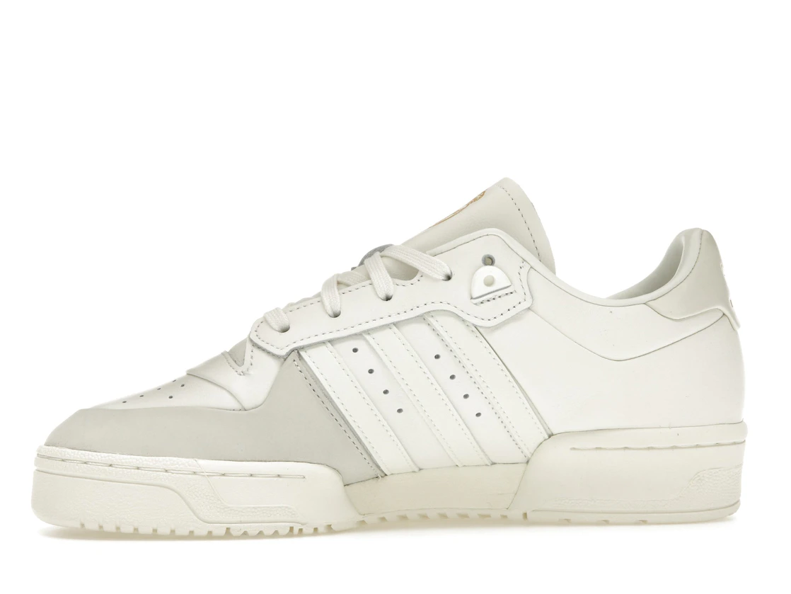 Vue 18 de adidas Rivalry 86 Low Real Madrid