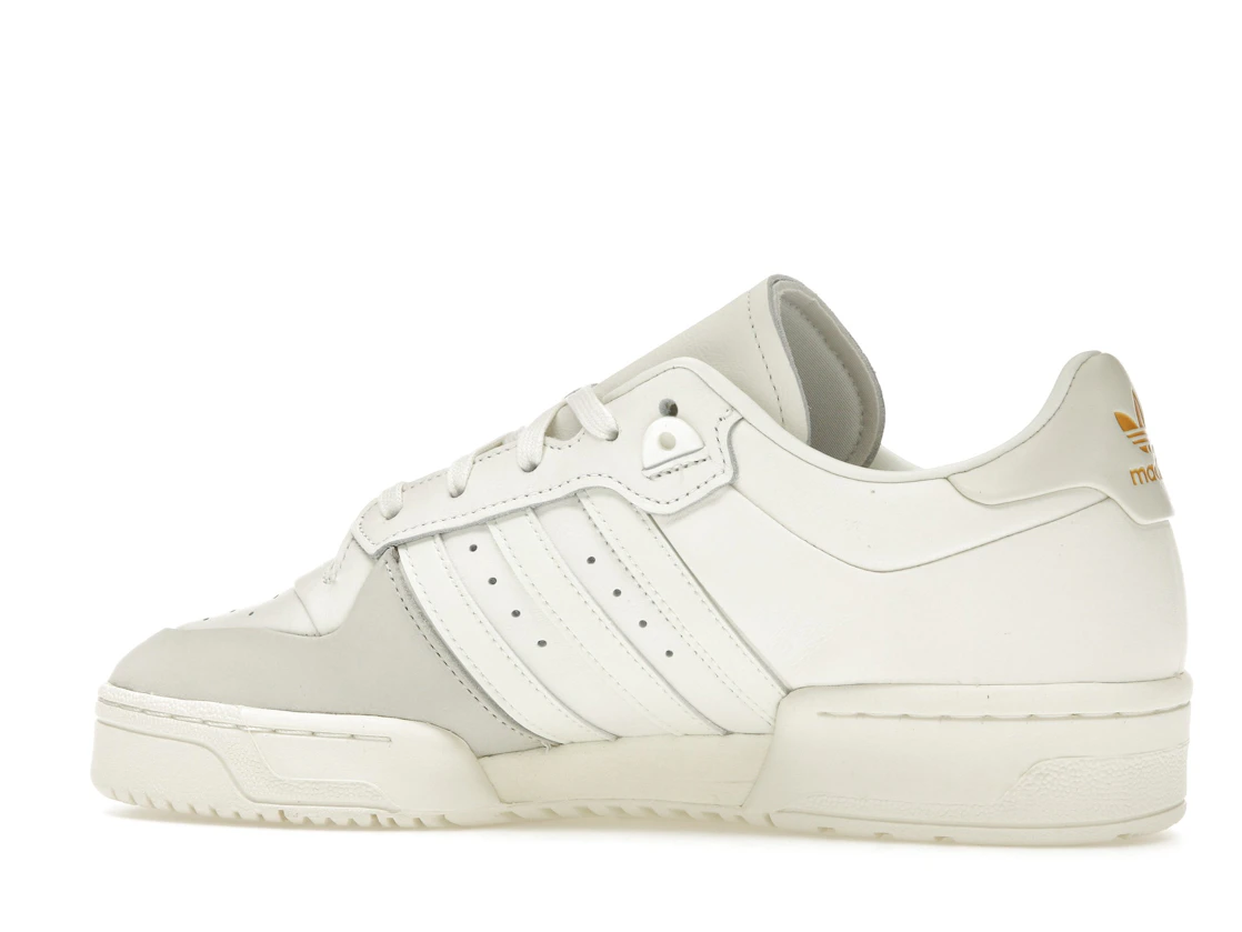 Vue 21 de adidas Rivalry 86 Low Real Madrid