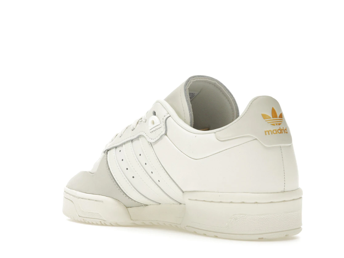 Vue 24 de adidas Rivalry 86 Low Real Madrid