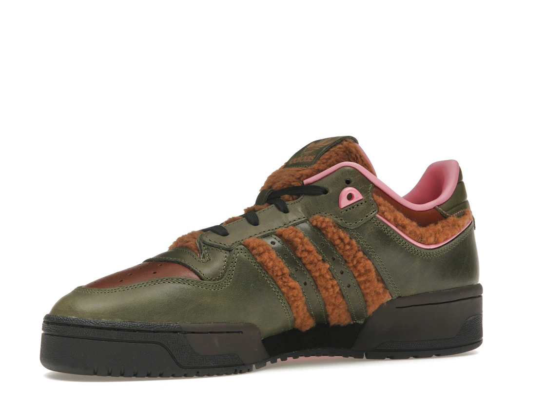 Vue 16 de adidas Rivalry 86 Low The Simpsons Werewolf Flanders
