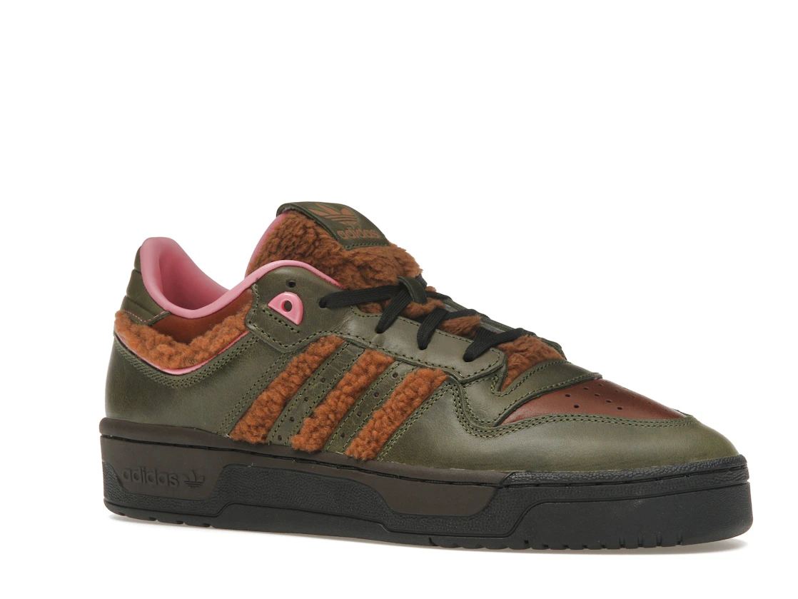 Vue 4 de adidas Rivalry 86 Low The Simpsons Werewolf Flanders