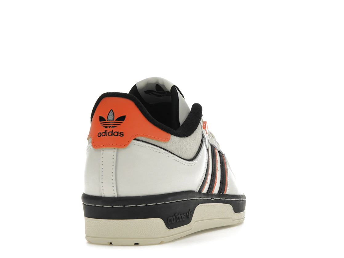 Vue 30 de adidas Rivalry 86 Low White Black Semi Impact Orange