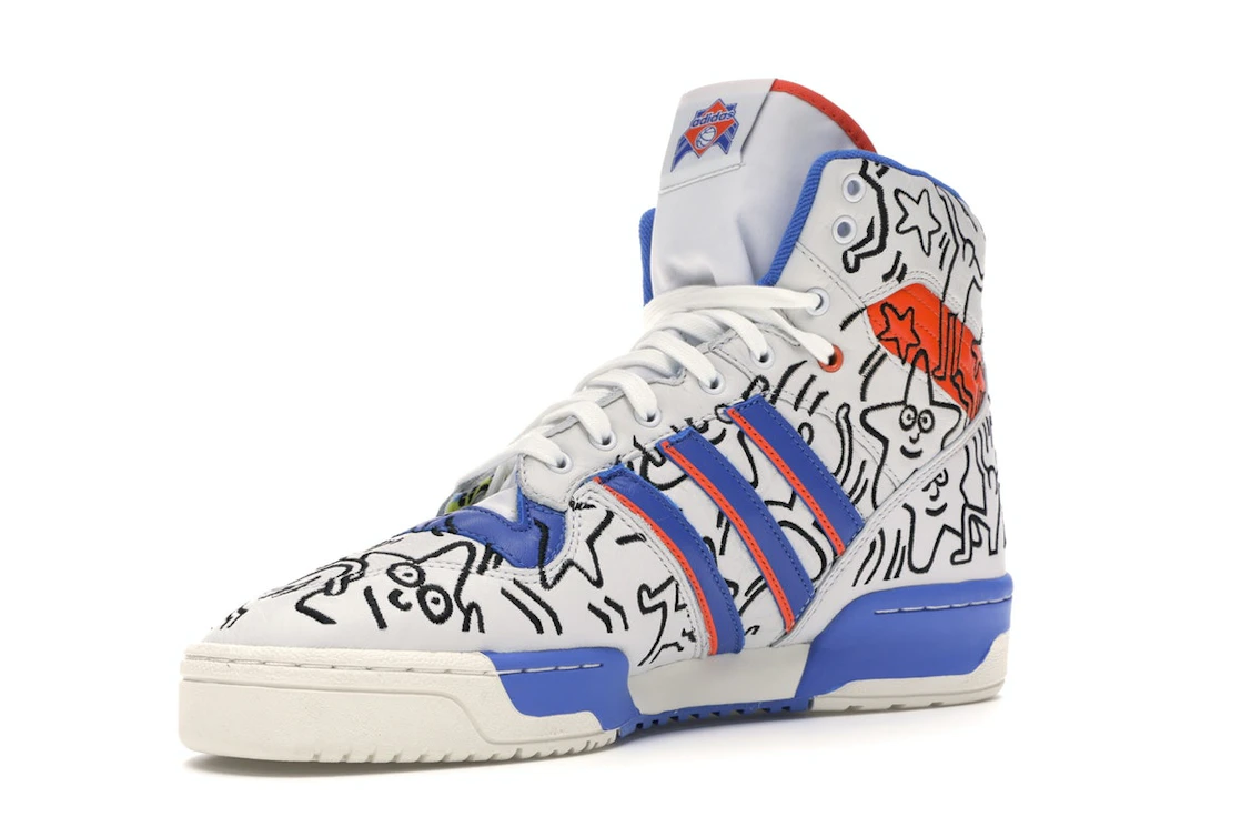 Vue 15 de adidas Rivalry Hi Keith Haring
