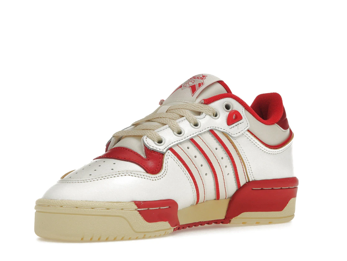Vue 15 de adidas Rivalry Low 86 Core White Off White Team Power Red
