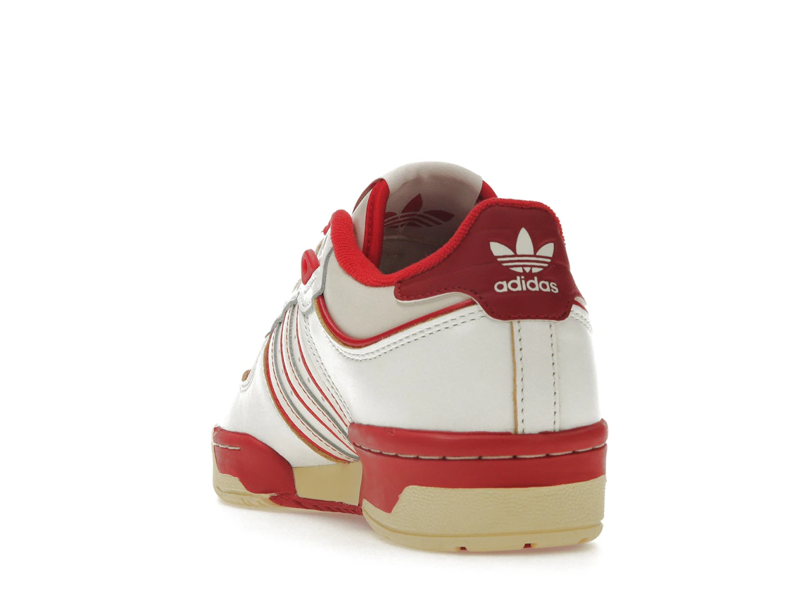 Vue 26 de adidas Rivalry Low 86 Core White Off White Team Power Red