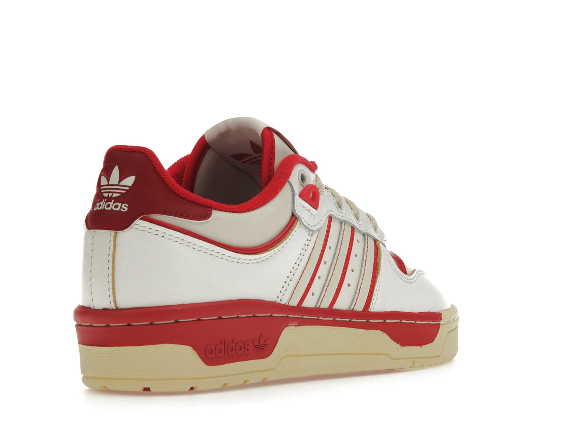 Vue 32 de adidas Rivalry Low 86 Core White Off White Team Power Red
