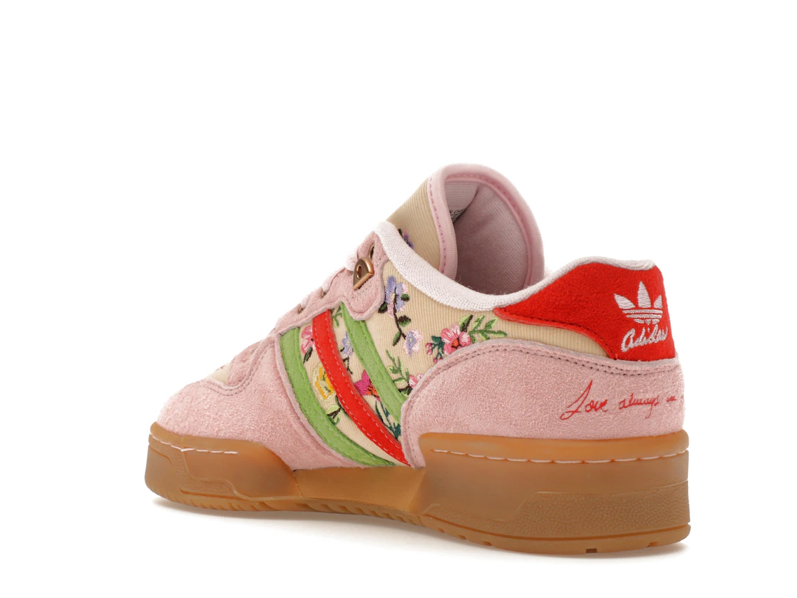 Vue 24 de adidas Rivalry Low Unheardof Grandma's Couch Pink