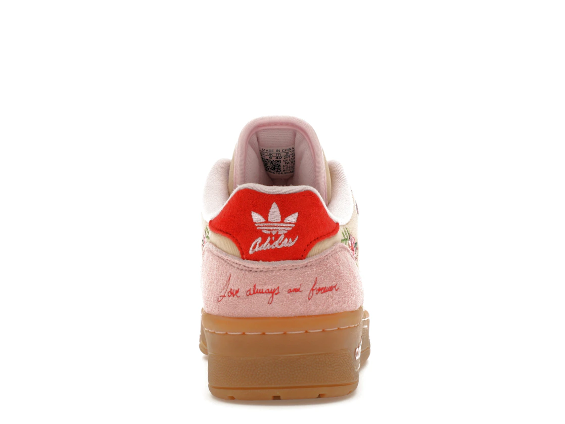 Vue 28 de adidas Rivalry Low Unheardof Grandma's Couch Pink