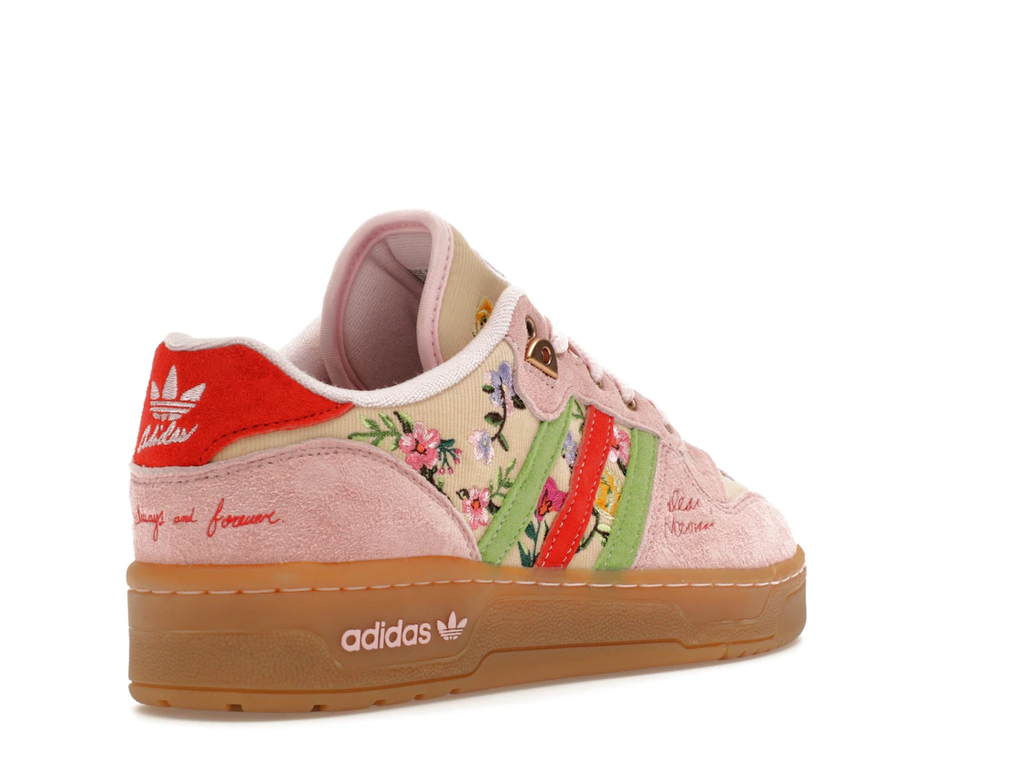 Vue 32 de adidas Rivalry Low Unheardof Grandma's Couch Pink