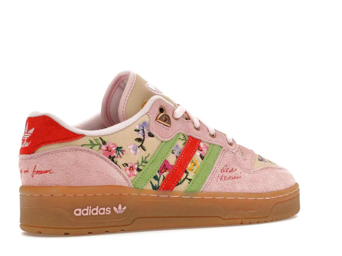 Vue 34 de adidas Rivalry Low Unheardof Grandma's Couch Pink