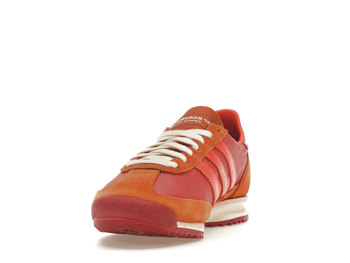 Vue 12 de adidas SL 72 Wales Bonner Collegiate Orange