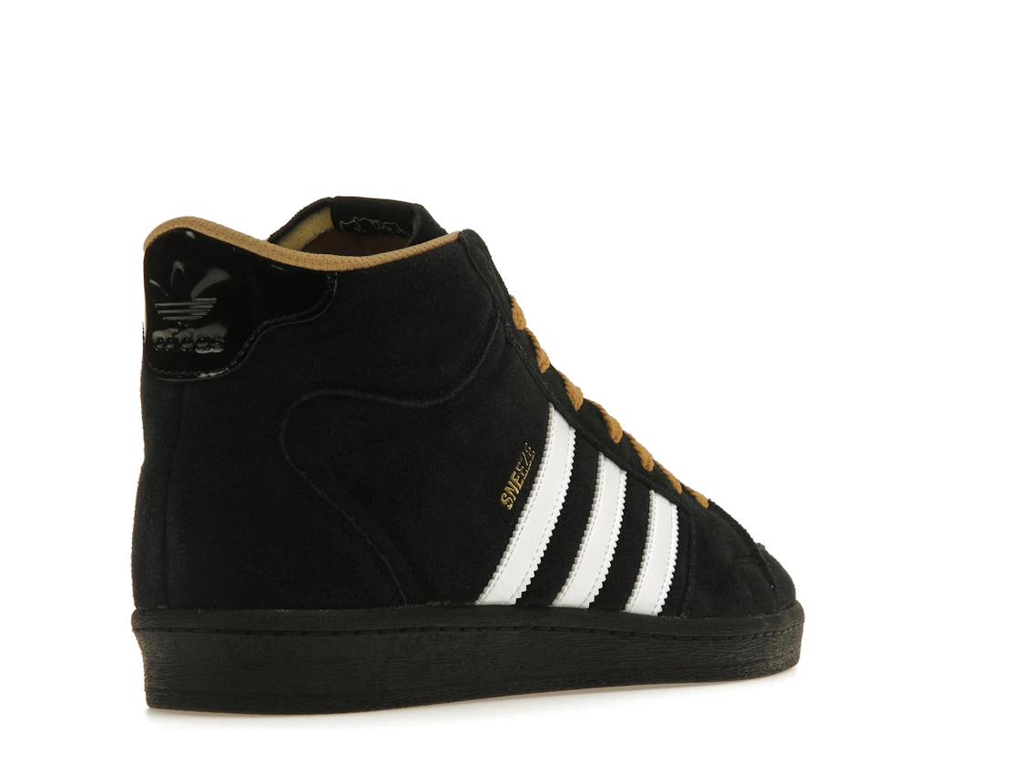Vue 32 de adidas Superskate SNEEZE Magazine Black