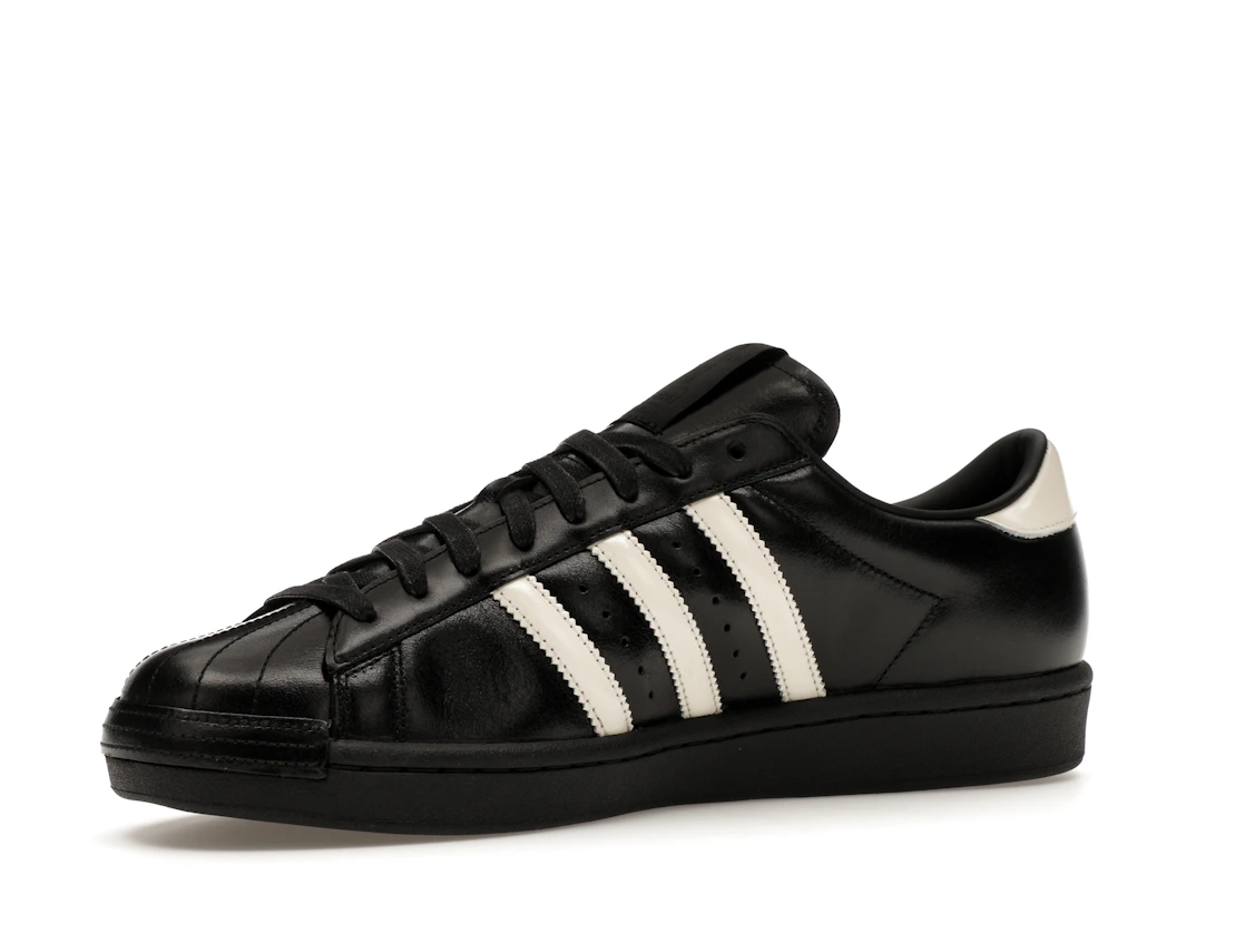 Vue 16 de adidas Superstar Vintage Kith Black Tie Made in Germany