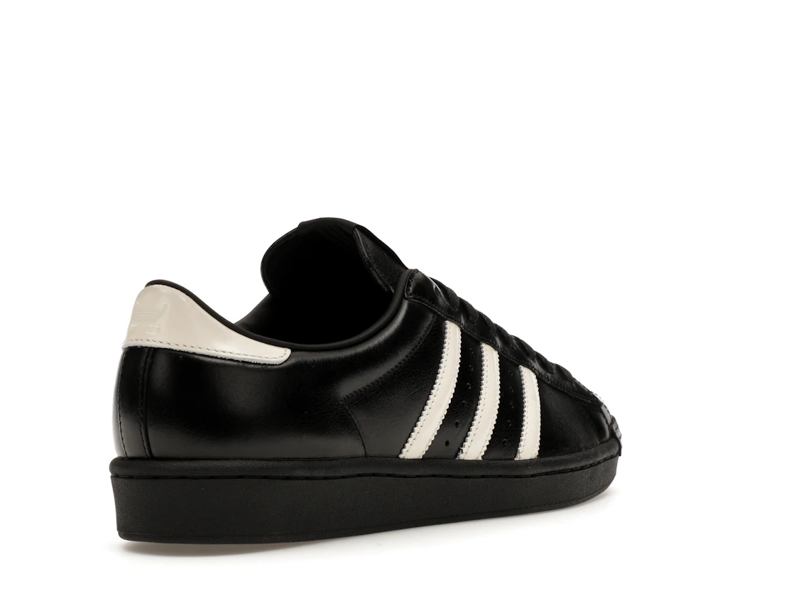 Vue 32 de adidas Superstar Vintage Kith Black Tie Made in Germany