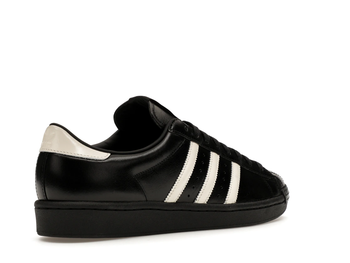 Vue 33 de adidas Superstar Vintage Kith Black Tie Made in Germany