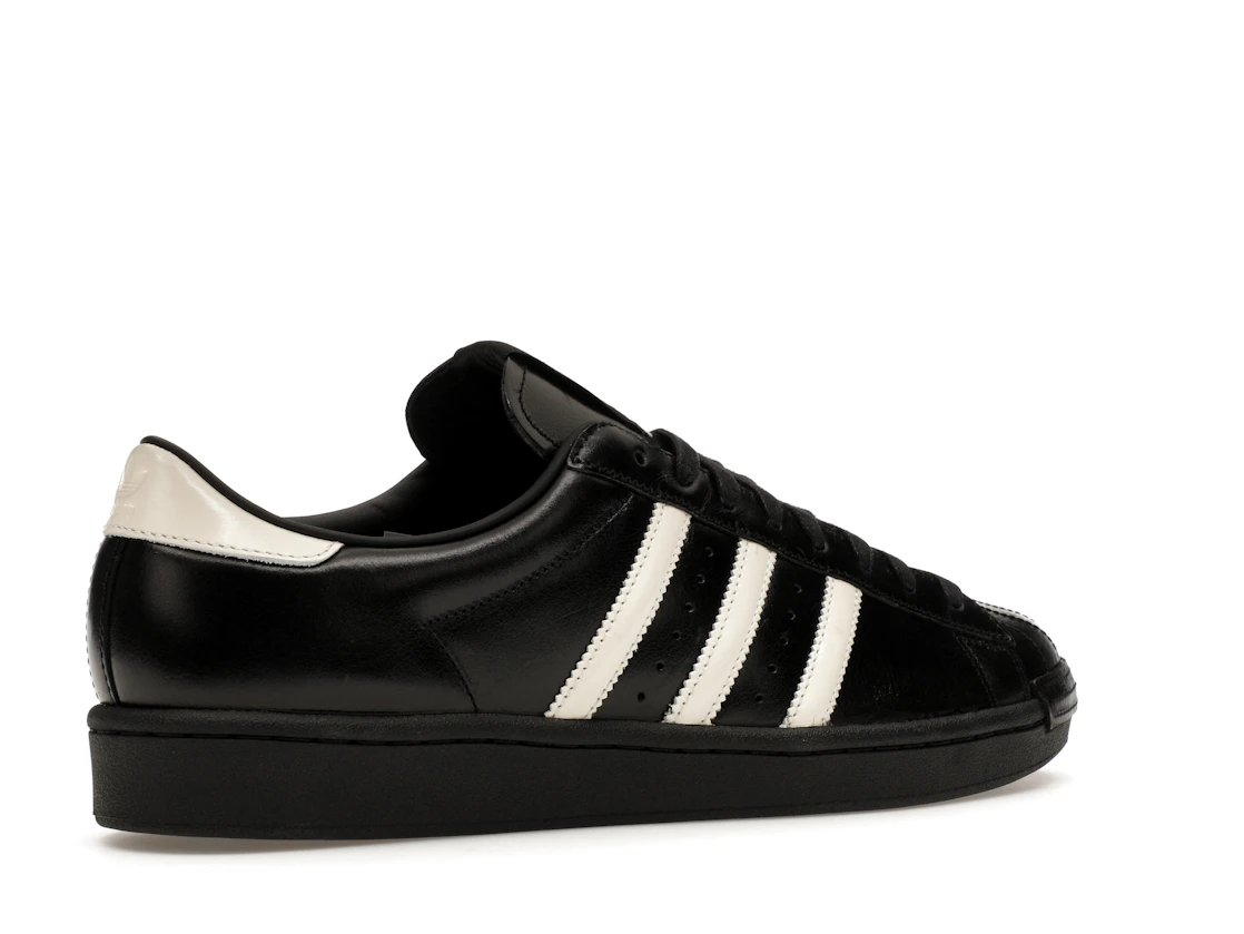 Vue 34 de adidas Superstar Vintage Kith Black Tie Made in Germany
