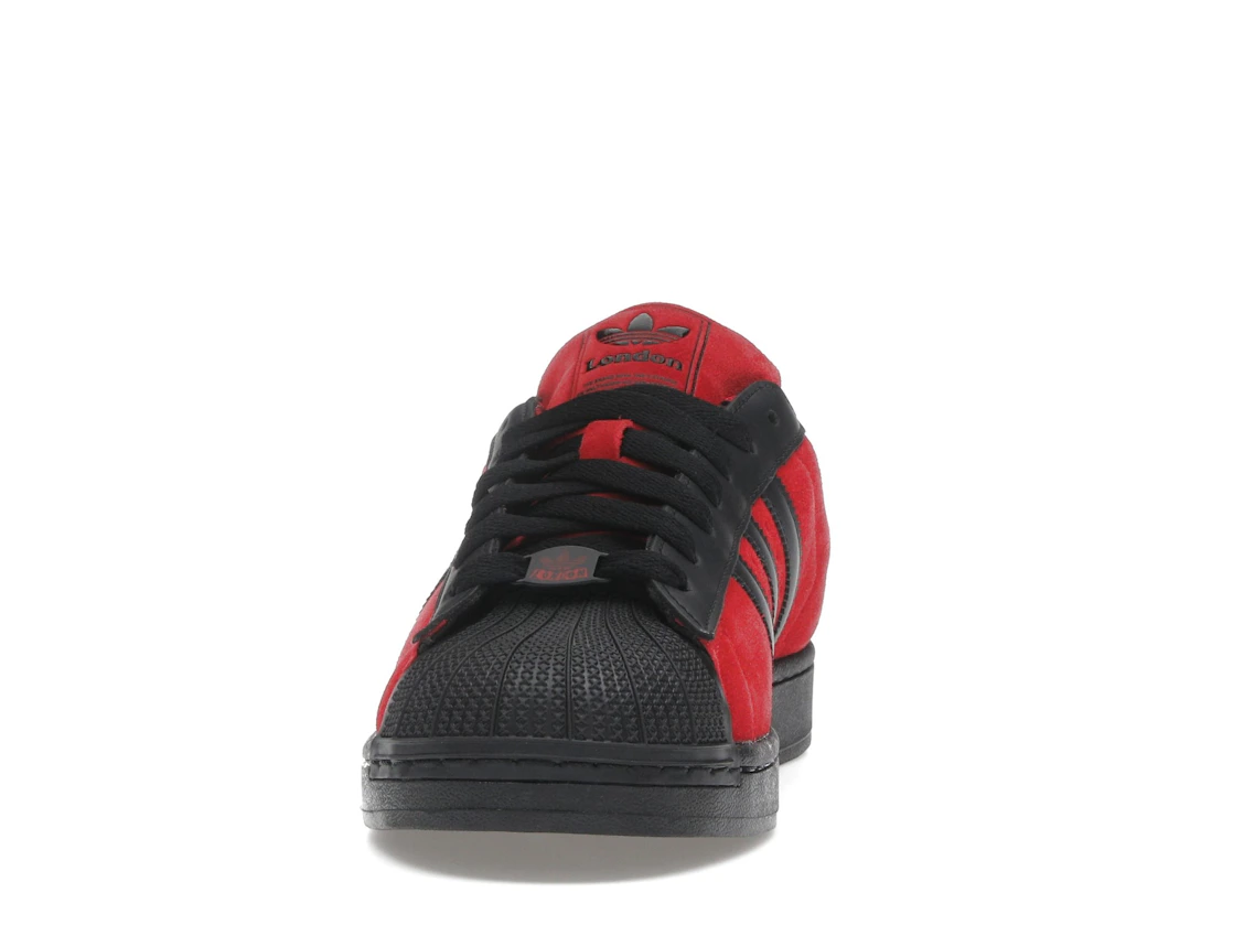 Vue 11 de adidas Superstar London