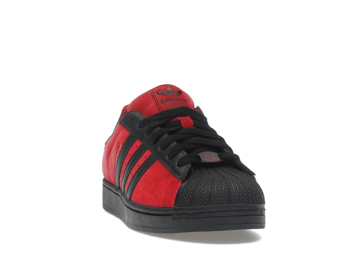 Vue 8 de adidas Superstar London