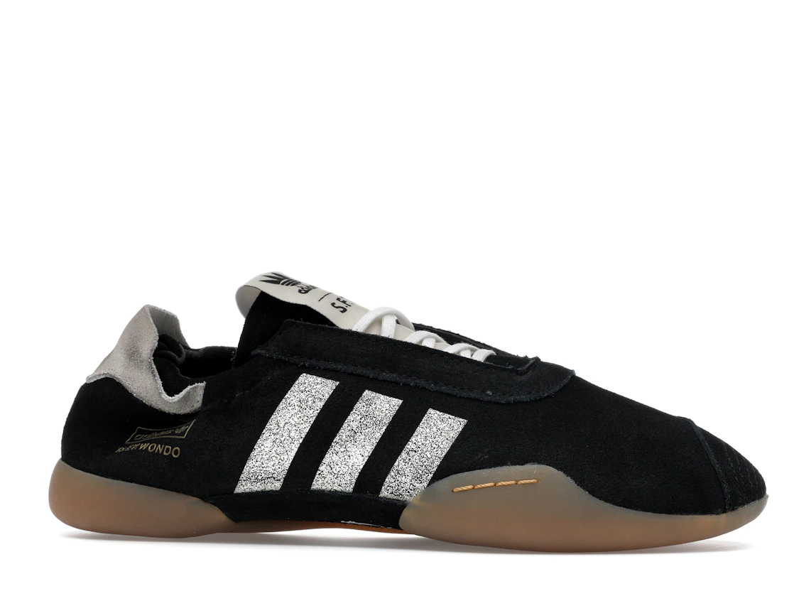 Vue 2 de adidas Taekwondo Mei Song for the Mute Black White 