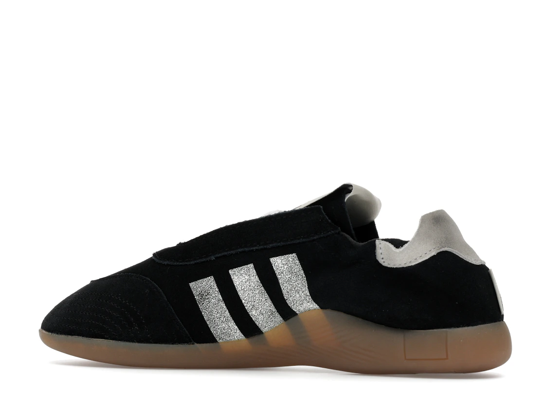 Vue 21 de adidas Taekwondo Mei Song for the Mute Black White 