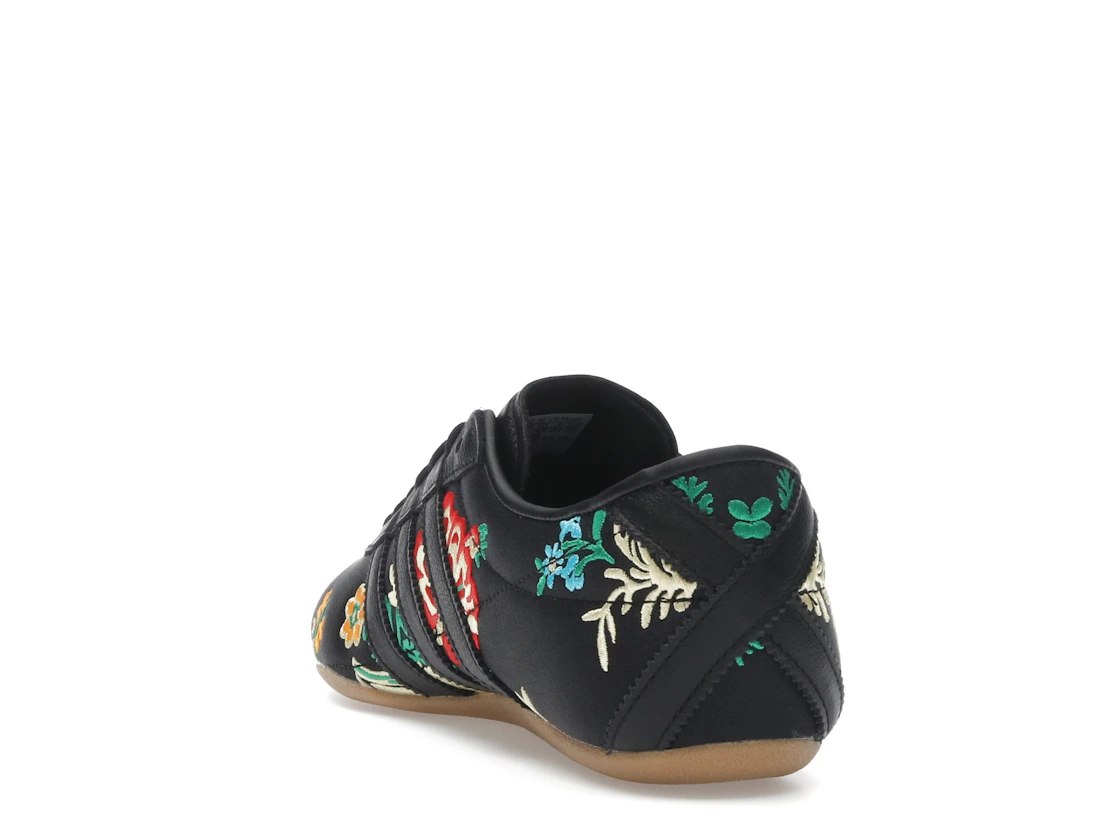 Vue 26 de adidas Tokyo Black Floral Embroidery 