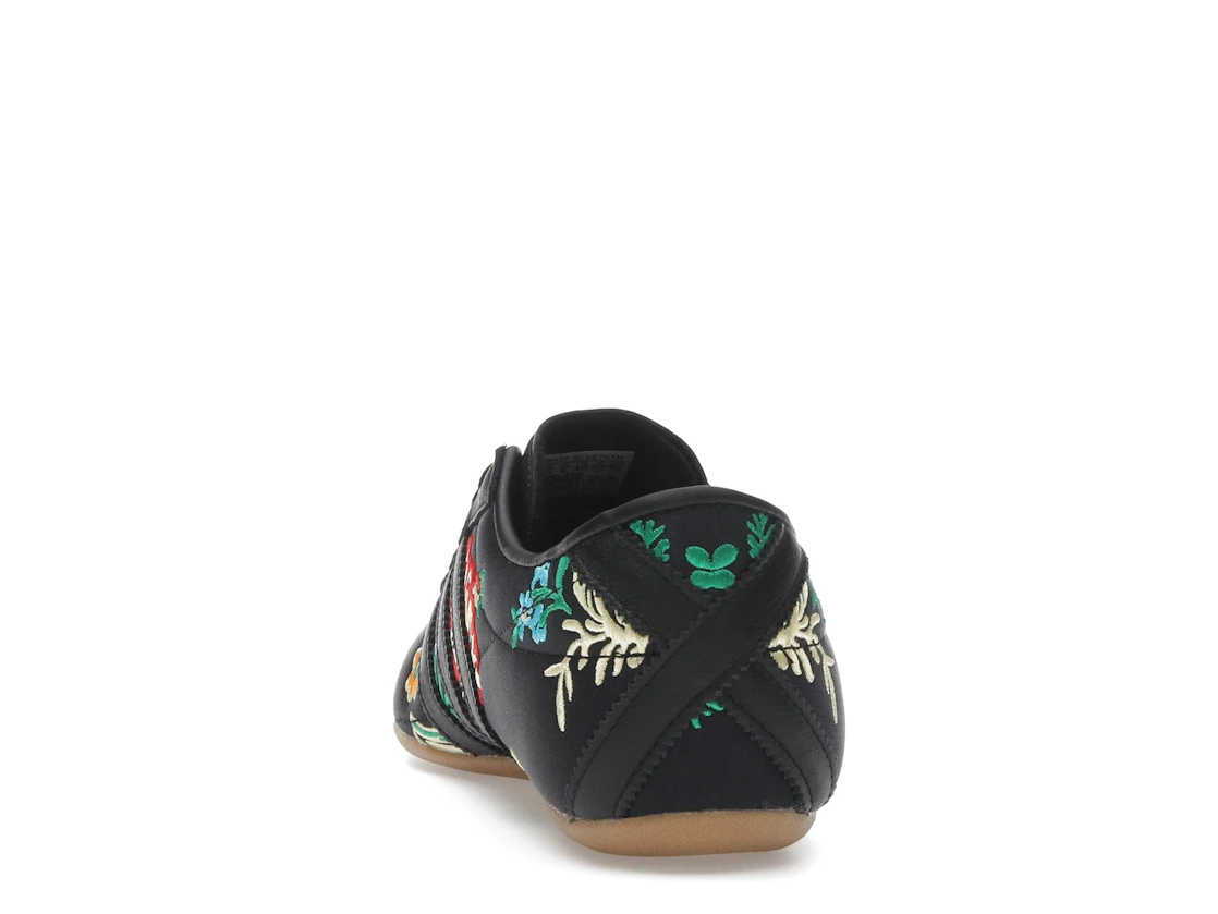 Vue 27 de adidas Tokyo Black Floral Embroidery 
