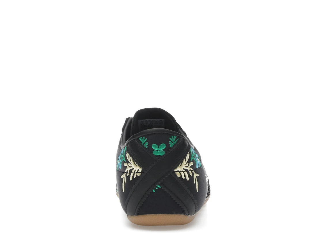 Vue 28 de adidas Tokyo Black Floral Embroidery 