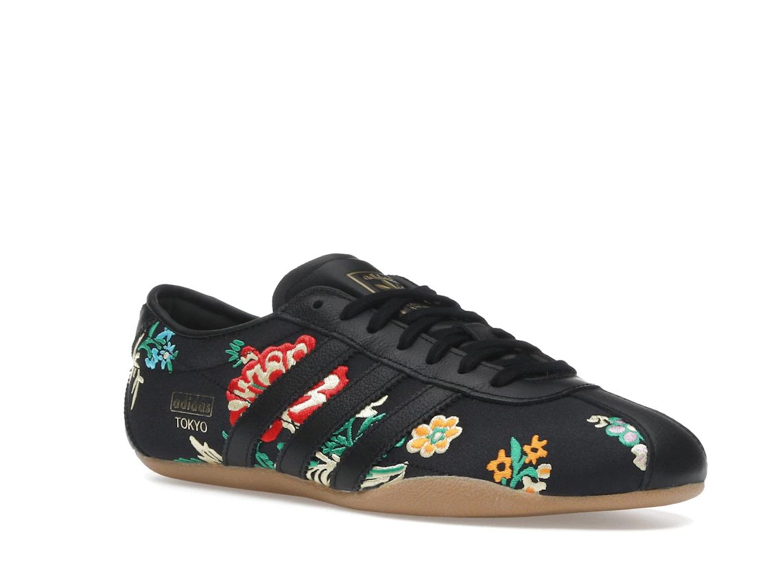 Vue 5 de adidas Tokyo Black Floral Embroidery 