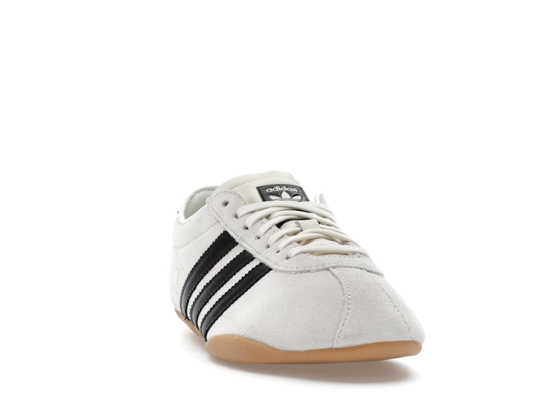 Vue 8 de adidas Tokyo Off White Black 
