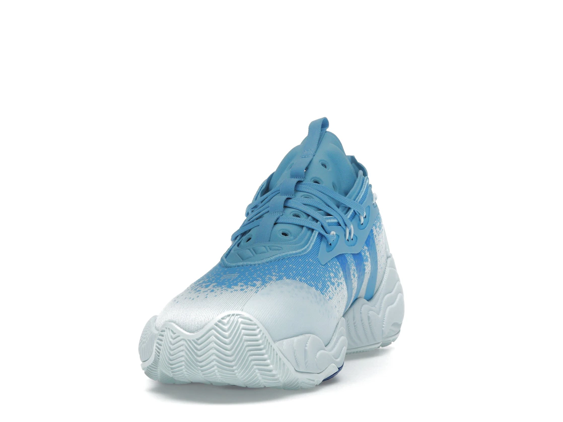 Vue 12 de adidas Trae Young 3 Semi Blue Burst Royal Blue Sky Tint