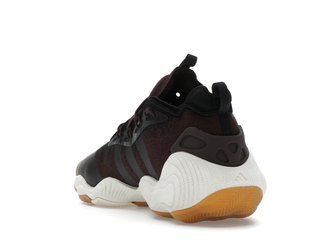 Vue 25 de adidas Trae Young 3 Shadow Brown