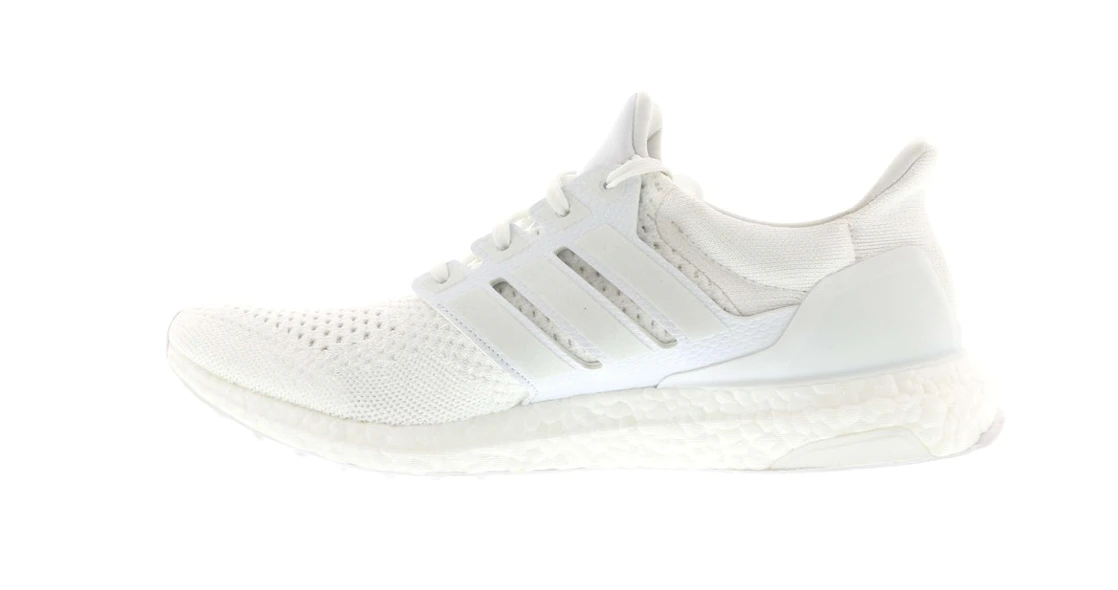 Vue 14 de adidas Ultra Boost 1.0 J&D Collective Triple White