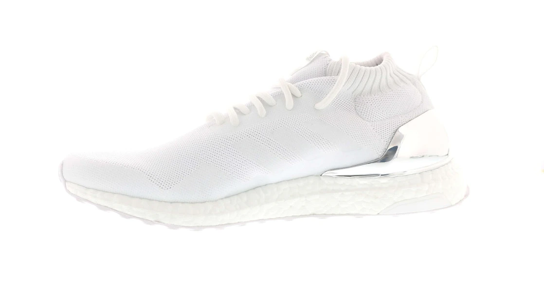 Vue 13 de adidas Ultra Boost Mid Ronnie Fieg Friends and Family White