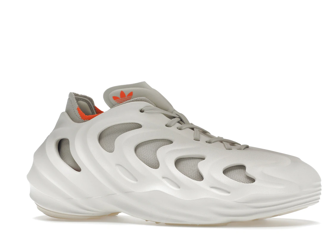 Vue 3 de adidas adiFOM Q Off White