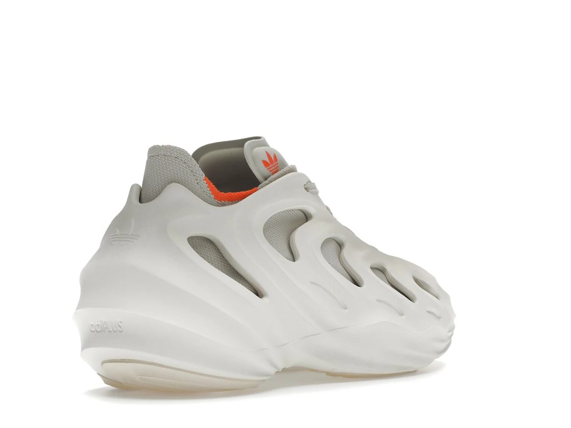 Vue 32 de adidas adiFOM Q Off White