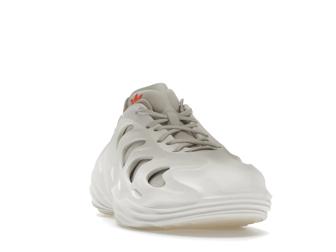 Vue 8 de adidas adiFOM Q Off White